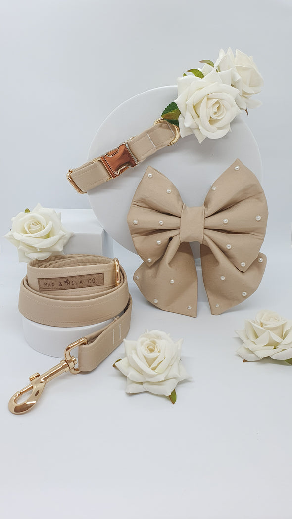 Marry Me collar corsages